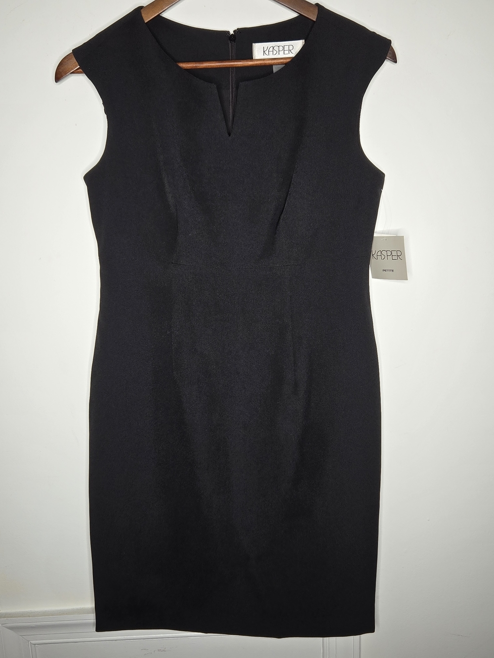 NWT Kasper Black Sleeveless Notch Neck Sheath Dress Office Attire Petite 4P
